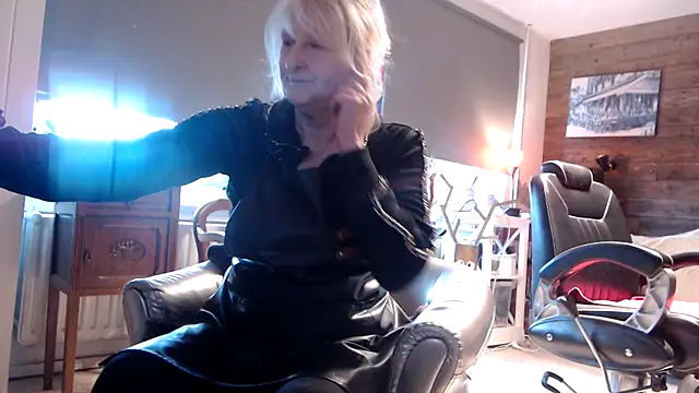 SexyKato001 online show from January 10, 2026, 11:56 am