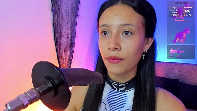 alicemoon   online show from October 30, 2025, 10:27 am