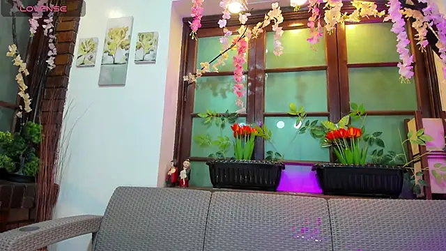 samara selene online show from June 20, 2026, 3:31 am