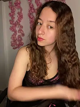 -rosi online show from May 9, 2026, 2:17 am