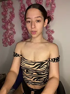 Snapshot of -rosi chatting on June 10, 2026, 1:39 am -rosi online show from June 10, 2026, 1:39 am