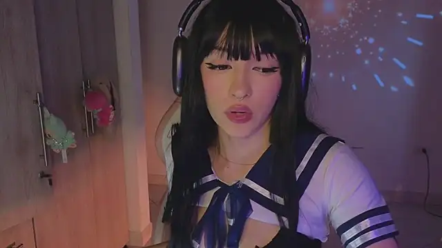 Moonlightt 21 online show from February 22, 2026, 9:57 pm