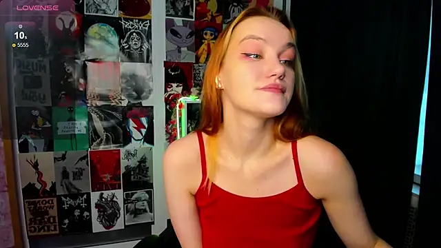 Snapshot of Ida_FaneStain chatting on October 26, 2025, 2:50 am Ida FaneStain online show from October 26, 2025, 2:50 am