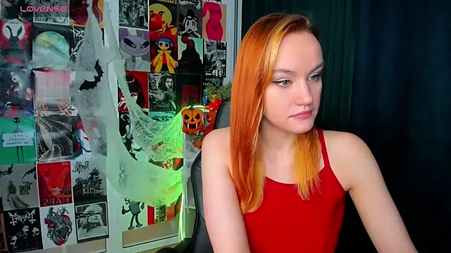 Snapshot of Ida_FaneStain chatting on October 31, 2025, 2:45 am Ida FaneStain online show from October 31, 2025, 2:45 am