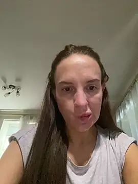 Snapshot of Abidel1 chatting on May 27, 2026, 10:45 am Abidel1 online show from May 27, 2026, 10:45 am