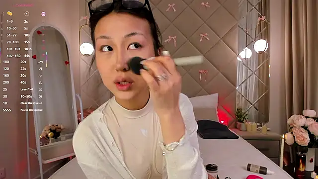 Nelly Kimm online show from March 9, 2026, 12:58 am