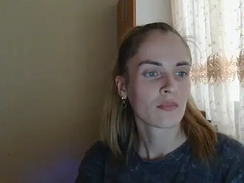 Snapshot of JayeTyler chatting on November 16, 2025, 12:11 pm JayeTyler online show from November 16, 2025, 12:11 pm