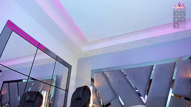 Snapshot of miamirage_ chatting on October 31, 2025, 12:50 pm miamirage online show from October 31, 2025, 12:50 pm