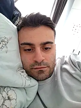 Obstacless online show from February 3, 2026, 7:02 am