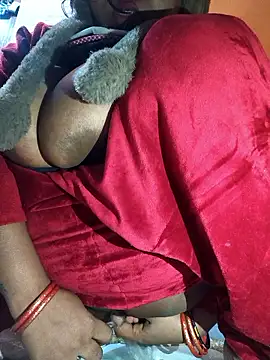 Dassing strip couple online show from January 10, 2026, 11:01 am