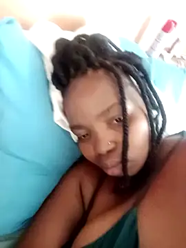 ShySexyBaddiexx online show from January 8, 2026, 7:21 am