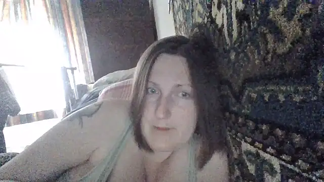 AllaSowinskaya online show from May 8, 2026, 9:47 am