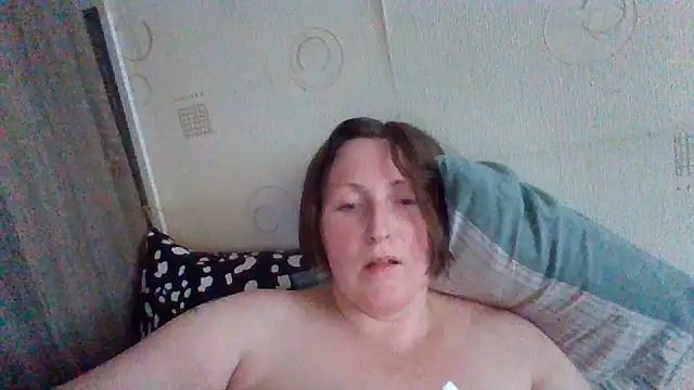 AllaSowinskaya online show from August 4, 2026, 9:56 am