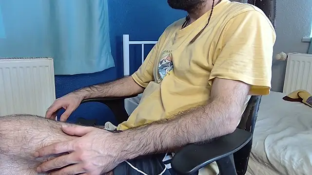 flydirty online show from November 16, 2025, 12:11 pm