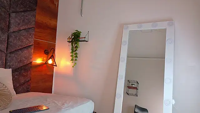 JenaCooper  online show from November 21, 2025, 1:59 am