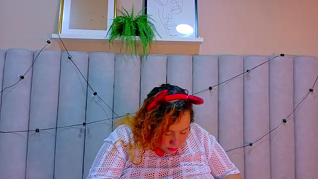 JenaCooper  online show from February 25, 2026, 3:27 am