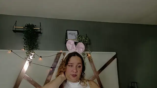 JenaCooper  online show from June 23, 2026, 2:53 am
