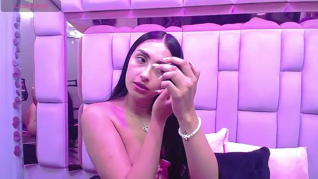 Issabela Mackey  online show from January 9, 2026, 3:53 am