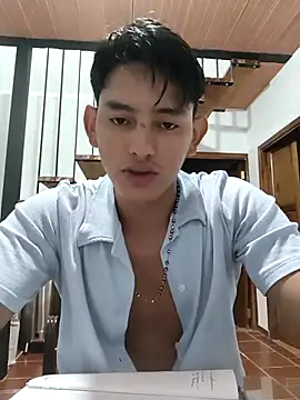 Hiroshi Shen online show from October 24, 2025, 10:33 am