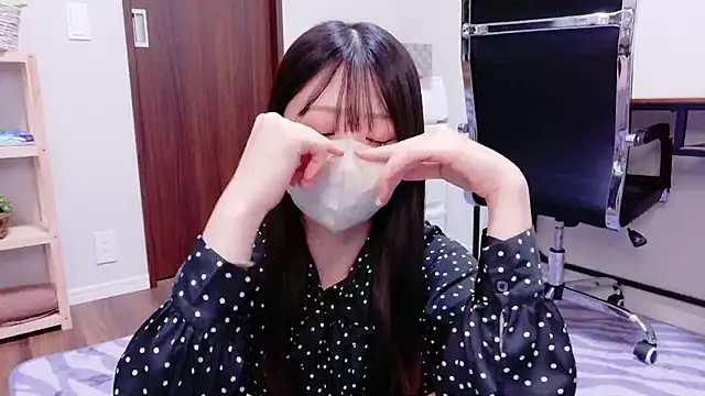 Snapshot of OSUSHI-CHAN chatting on October 1, 2025, 6:58 pm OSUSHI-CHAN online show from October 1, 2025, 6:58 pm