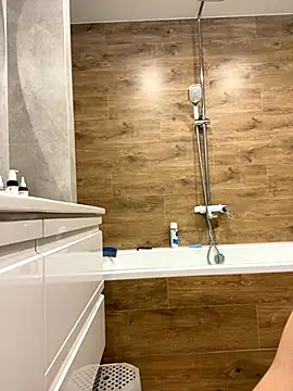 Snapshot of knyazi chatting on November 2, 2025, 5:43 am knyazi online show from November 2, 2025, 5:43 am