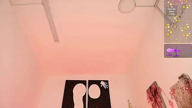 Iamlola  online show from September 10, 2025, 3:17 am