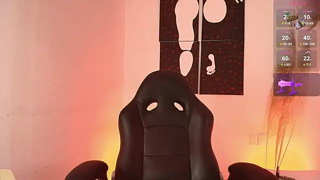 Iamlola  online show from October 11, 2025, 4:01 am