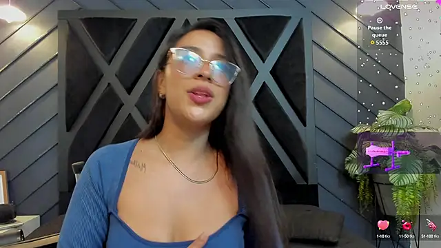 Snapshot of zoe_martins_ chatting on September 13, 2025, 5:24 pm zoe martins  online show from September 13, 2025, 5:24 pm