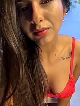 chicachocolate01 online show from October 20, 2025, 4:46 am