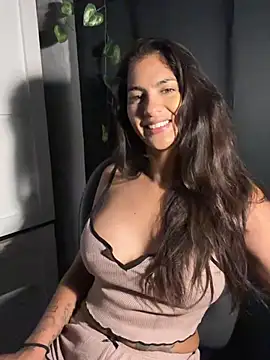 chicachocolate01 online show from January 12, 2026, 6:57 pm