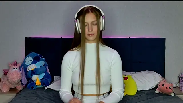 Snapshot of MissEmilyMiller chatting on October 2, 2025, 4:47 pm MissEmilyMiller online show from October 2, 2025, 4:47 pm