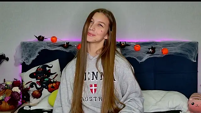 Snapshot of MissEmilyMiller chatting on November 3, 2025, 5:14 pm MissEmilyMiller online show from November 3, 2025, 5:14 pm