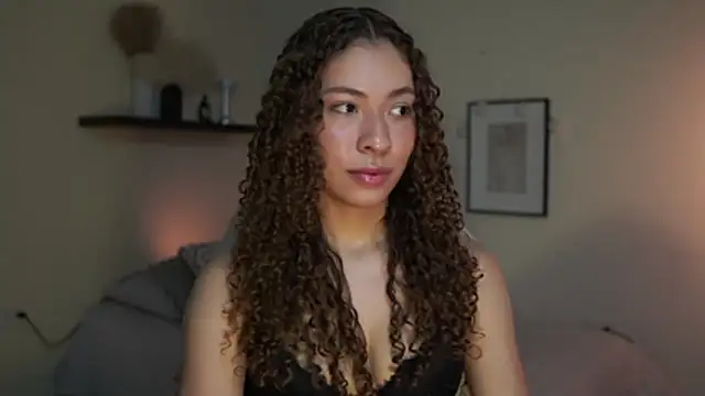 isabella-garcia- online show from August 8, 2026, 7:05 pm