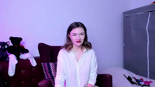 Snapshot of Katherine_Twilight chatting on September 19, 2025, 3:56 pm Katherine Twilight online show from September 19, 2025, 3:56 pm