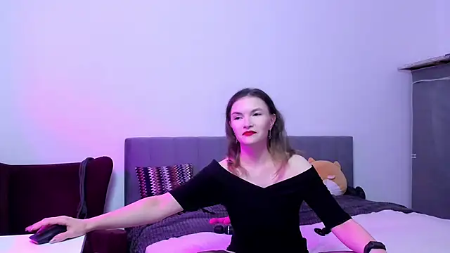 Snapshot of Katherine_Twilight chatting on October 30, 2025, 3:35 pm Katherine Twilight online show from October 30, 2025, 3:35 pm