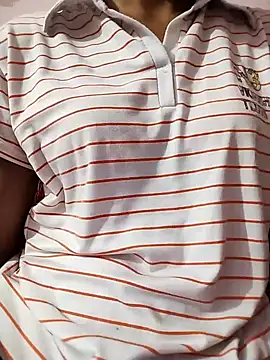 Snapshot of Sx-Maniya chatting on October 31, 2025, 1:12 pm Sx-Maniya online show from October 31, 2025, 1:12 pm