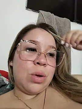 katherinn gomezz online show from May 14, 2026, 1:23 am