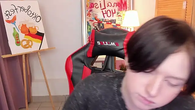 Snapshot of ayakskalermonss chatting on September 28, 2025, 2:00 pm ayakskalermonss online show from September 28, 2025, 2:00 pm