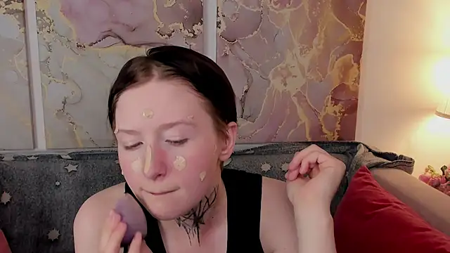 Snapshot of ayakskalermonss chatting on October 8, 2025, 8:12 am ayakskalermonss online show from October 8, 2025, 8:12 am