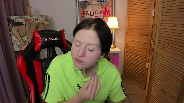 Snapshot of ayakskalermonss chatting on October 11, 2025, 8:24 am ayakskalermonss online show from October 11, 2025, 8:24 am