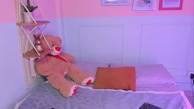 Snapshot of Camila_Rivers chatting on February 12, 2026, 4:18 am Camila Rivers online show from February 12, 2026, 4:18 am