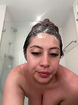 Aphriil   online show from October 2, 2025, 10:17 pm