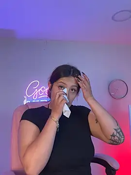 Aphriil   online show from October 7, 2025, 12:35 pm