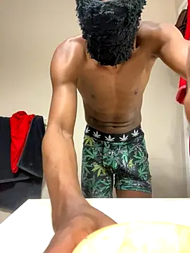 Snapshot of fpbitches1 chatting on October 25, 2025, 3:18 pm fpbitches1 online show from October 25, 2025, 3:18 pm