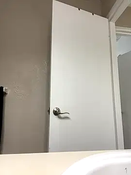 Snapshot of fpbitches1 chatting on October 31, 2025, 1:45 pm fpbitches1 online show from October 31, 2025, 1:45 pm