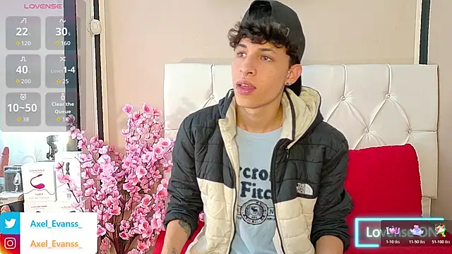 Snapshot of Axel__Evans chatting on October 17, 2025, 12:30 pm Axel  Evans online show from October 17, 2025, 12:30 pm