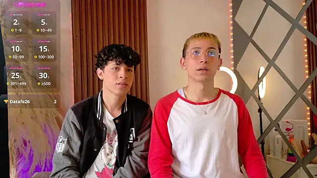 Axel  Evans online show from November 5, 2025, 1:11 pm