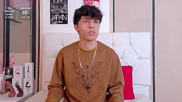 Axel  Evans online show from November 10, 2025, 12:15 pm