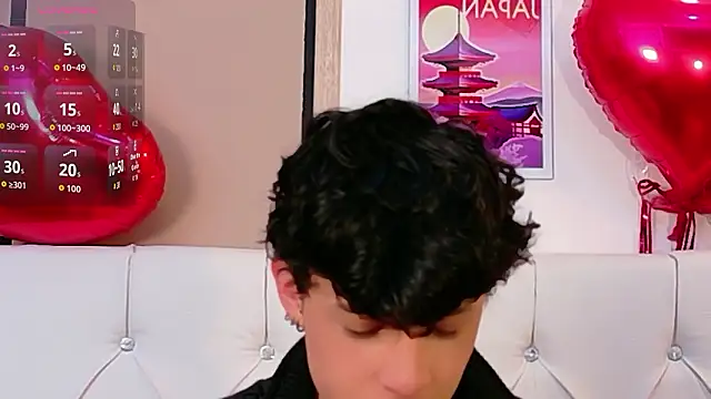 Axel  Evans online show from March 5, 2026, 12:45 pm