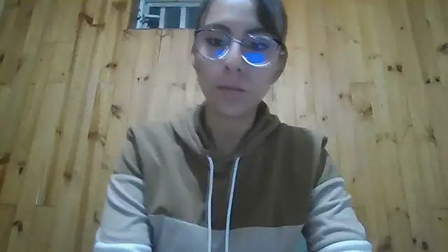 Roselingalvis13 online show from November 23, 2025, 2:44 am